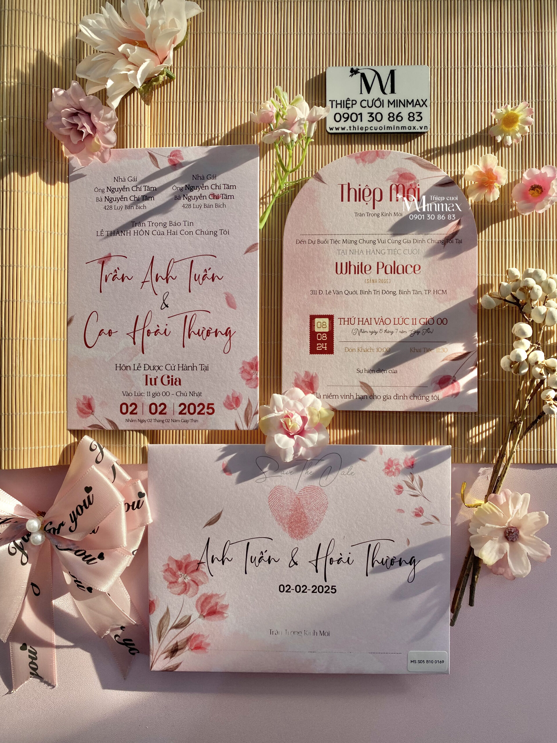 thiep-cuoi-hoa-mau-hong-dep-gia-re-thu-duc