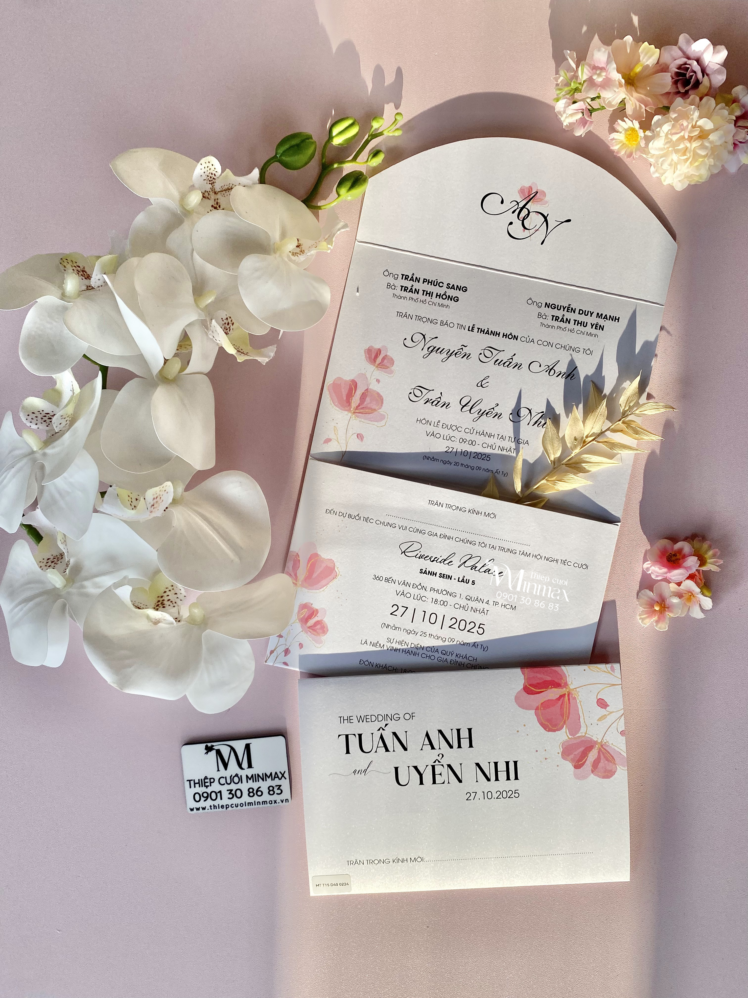 thiep-cuoi-minimalist-dep-don-gian-re-tai-thu-duc-minmax