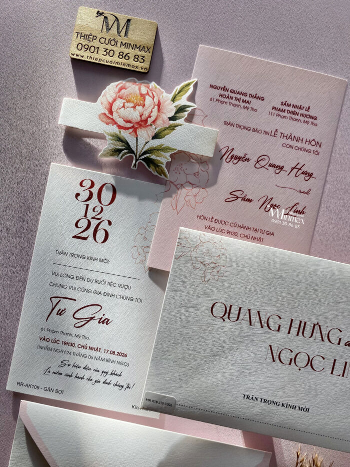 thiep-cuoi-hoa-mau-hong-dep-gia-re-thu-duc