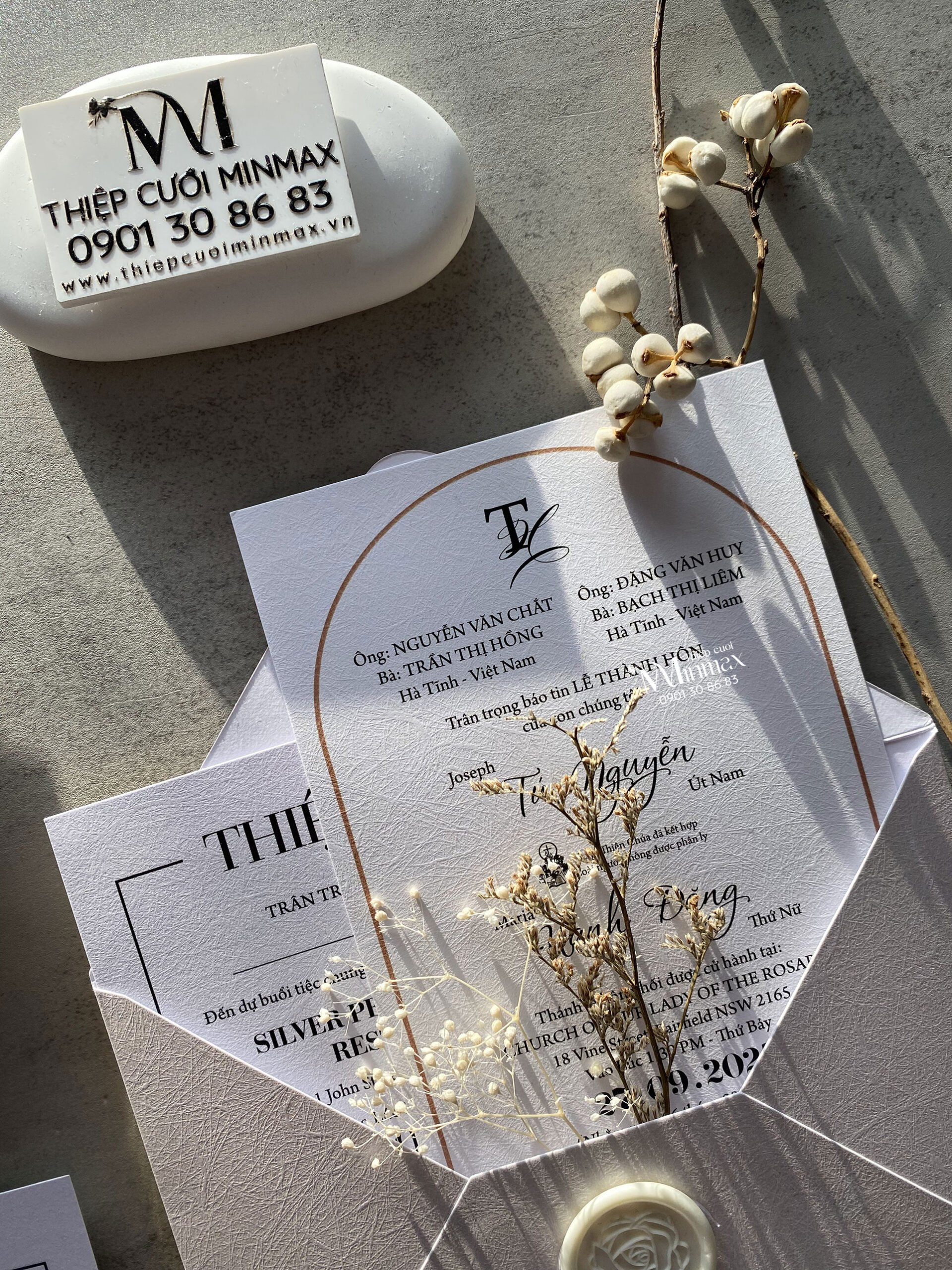 thiep-cuoi-minimalist-giay-gan-dep-re-thu-duc thiep-cuoi-minimalist-giay-gan-dep-re-thu-duc