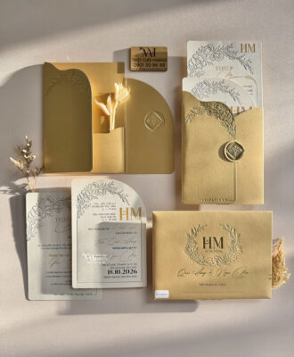 thiep-cuoi-dap-noi-mau-vang-sang-trong-thu-duc-minmax