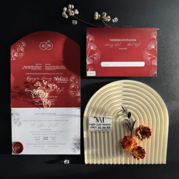 thiep-cuoi-dep-gap-3-mau-do-gia-re-minmax