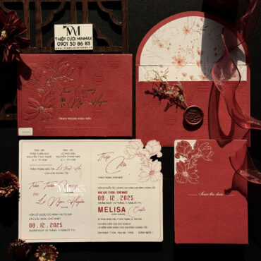 thiep-cuoi-mau-do-ep-kim-dep-gia-re-thu-duc-minmax