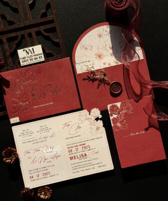 thiep-cuoi-mau-do-ep-kim-dep-gia-re-thu-duc-minmax