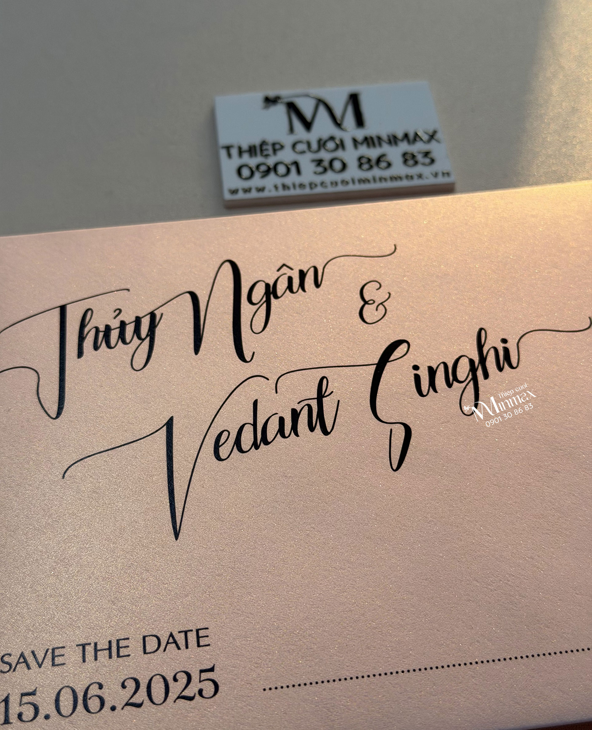 thiep-cuoi-mau-hong-anh-nhu-dep-gia-re-minmax thiep-cuoi-mau-hong-anh-nhu-dep-gia-re-minmax