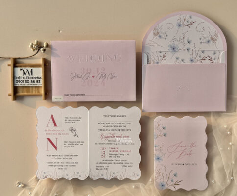 thiep-cuoi-mau-hong-luon-song-dep-gia-re-thu-duc-minmax