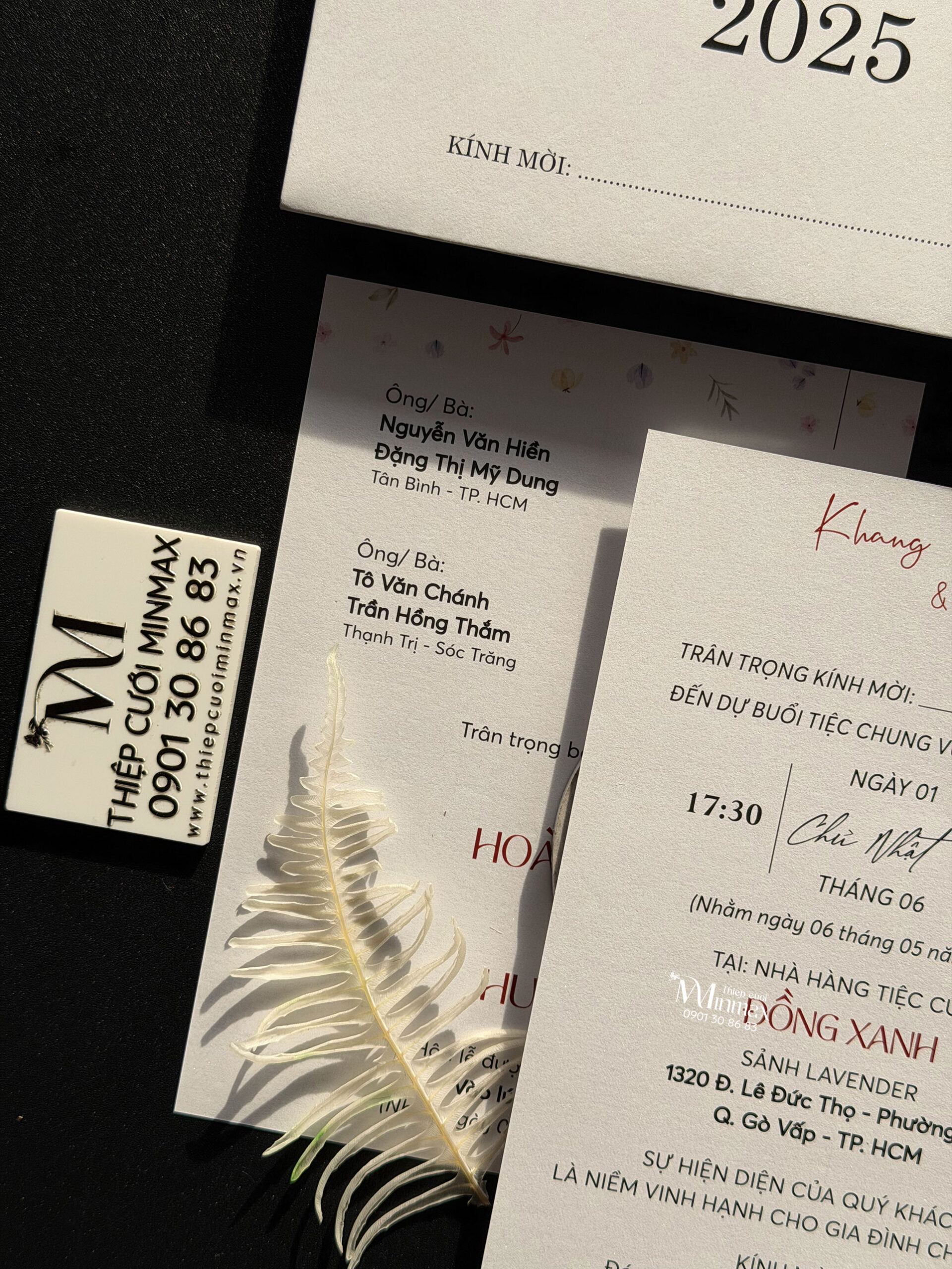 thiep-cuoi-minimalist-hoa-nhi-dep-gia-re-thu-duc thiep-cuoi-minimalist-hoa-nhi-dep-gia-re-thu-duc