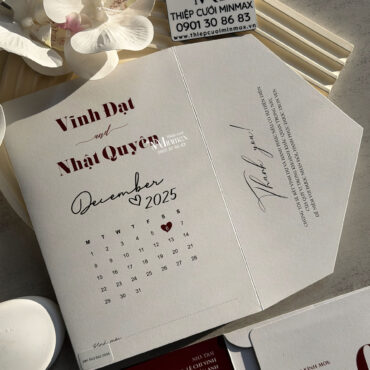 thiep-cuoi-3in1-dep-gia-re-mau-do-trang-don-gian