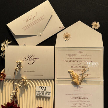 thiep-cuoi-3in1-mau-trang-minimalist-dep-re-thu-duc-minmax