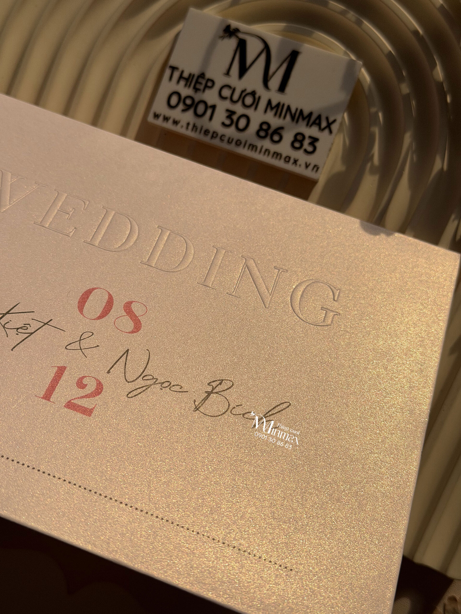 thiep-cuoi-hong-luon-song-minimalist-dep-re-thu-duc thiep-cuoi-hong-luon-song-minimalist-dep-re-thu-duc