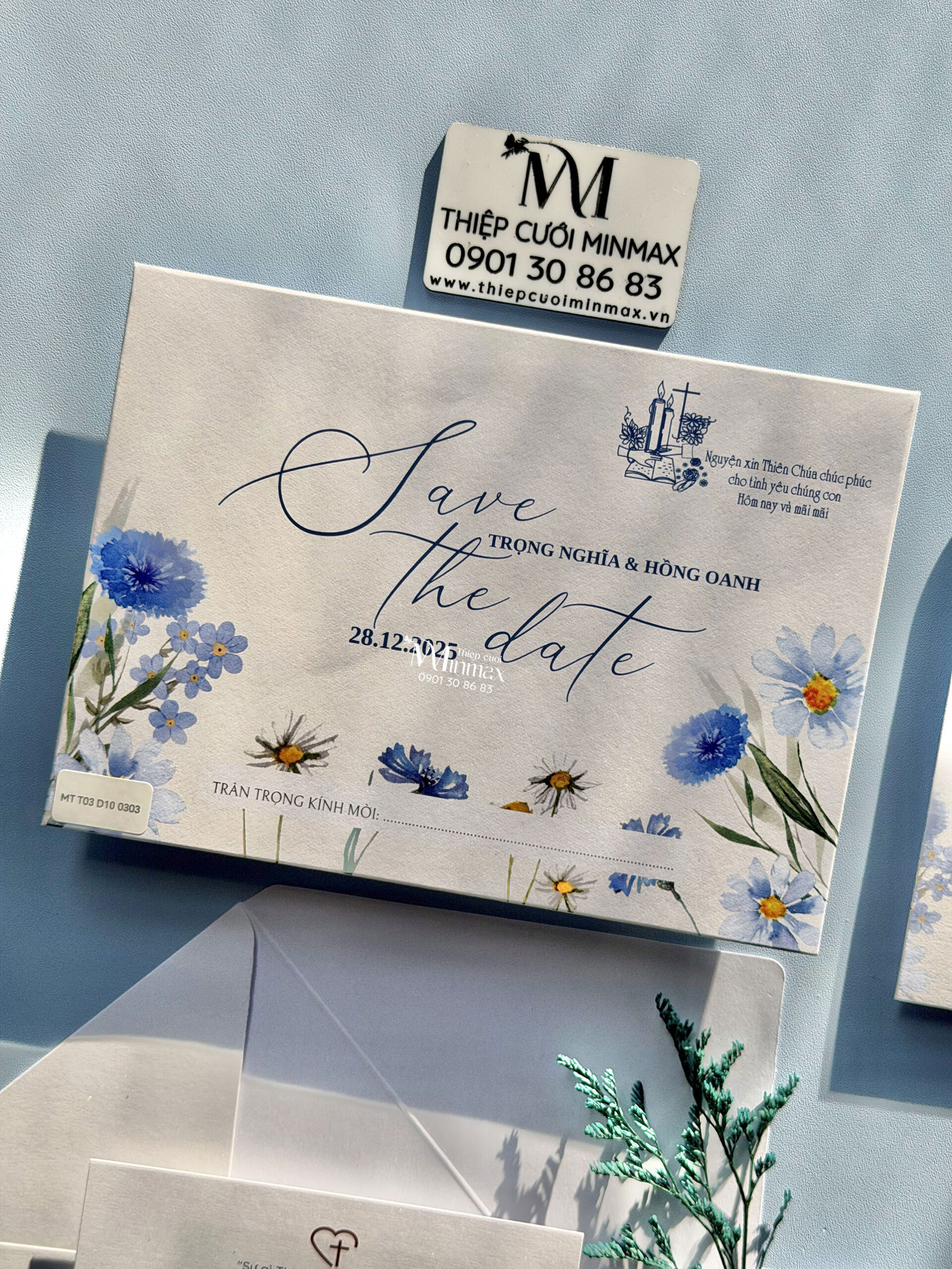 thiep-cuoi-xanh-duong-trang-dep-gia-re-thu-duc thiep-cuoi-xanh-duong-trang-dep-gia-re-thu-duc