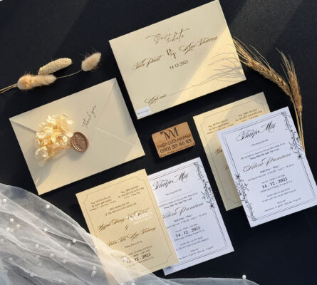 thiep-cuoi-minimalist-mau-vang-nhat-dep-gia-re-thu-duc