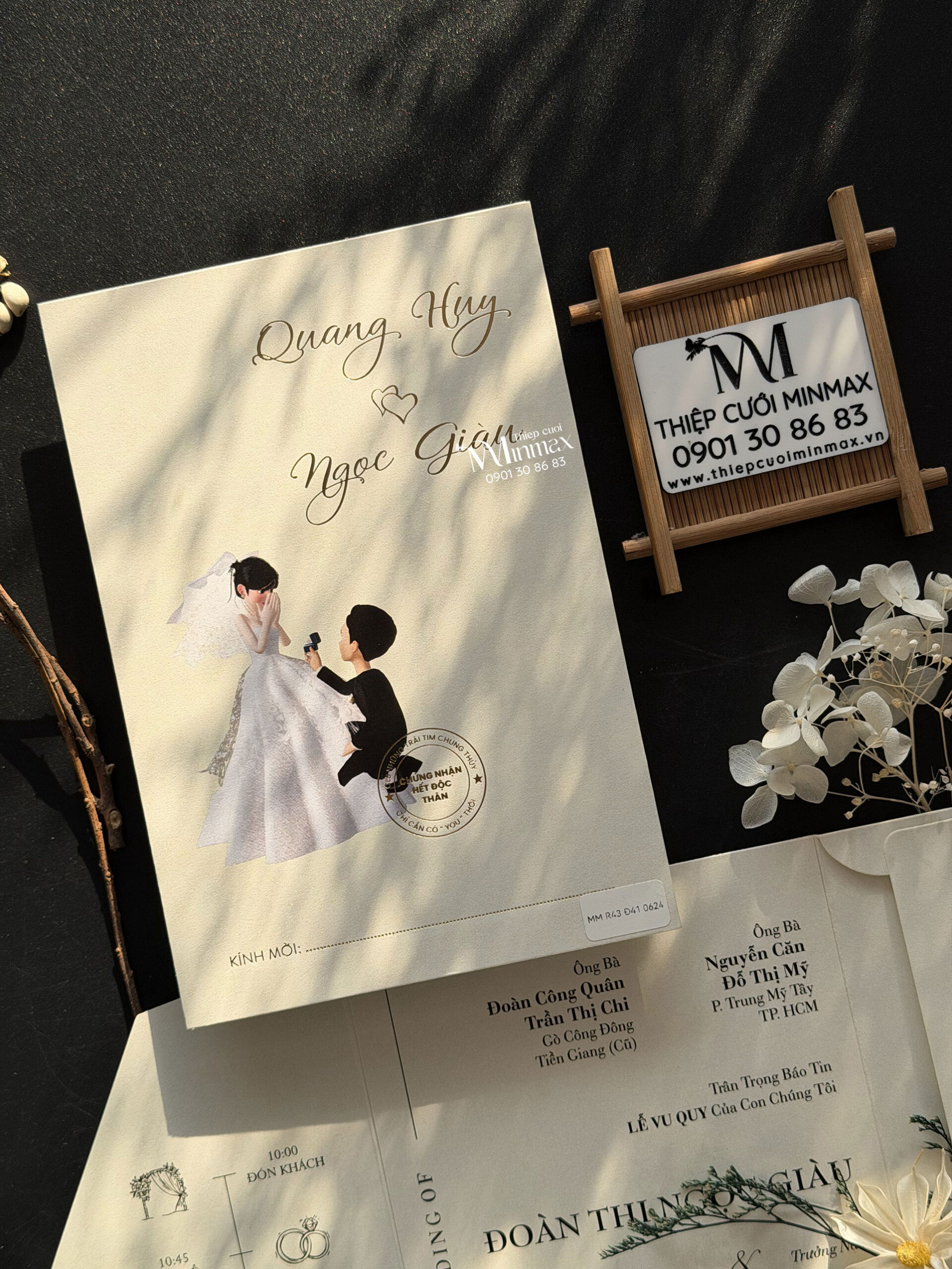 thiep-cuoi-3in1-chibi-mau-trang-dep-re-thu-duc-minmax thiep-cuoi-3in1-chibi-mau-trang-dep-re-thu-duc-minmax