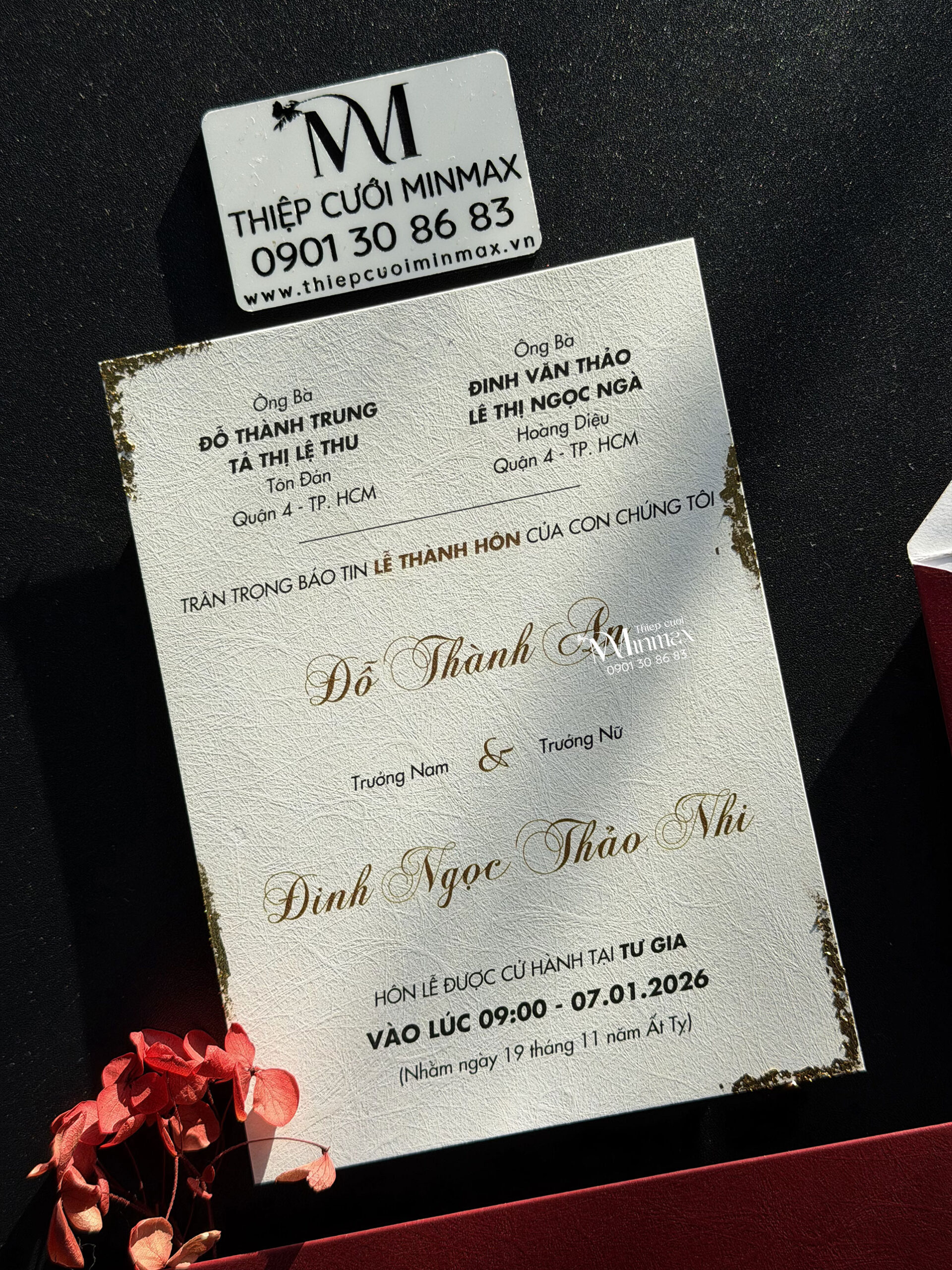 thiep-cuoi-do-minimalist-giay-gan-dep-gia-re-thu-duc thiep-cuoi-do-minimalist-giay-gan-dep-gia-re-thu-duc