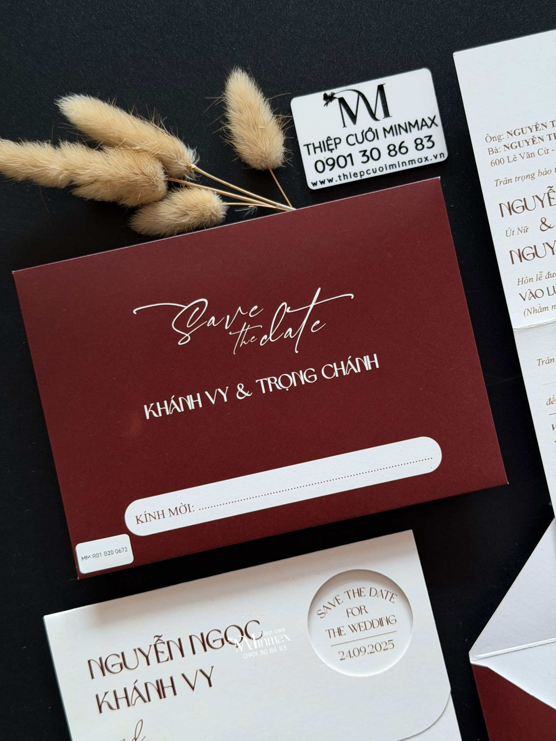 thiep-cuoi-mau-do-do-dep-la-don-gian-gia-re-thu-duc thiep-cuoi-mau-do-do-dep-la-don-gian-gia-re-thu-duc