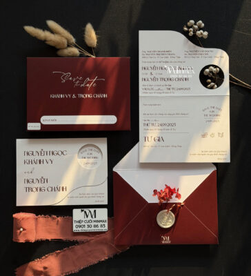 thiep-cuoi-mau-do-do-dep-la-don-gian-gia-re-thu-duc