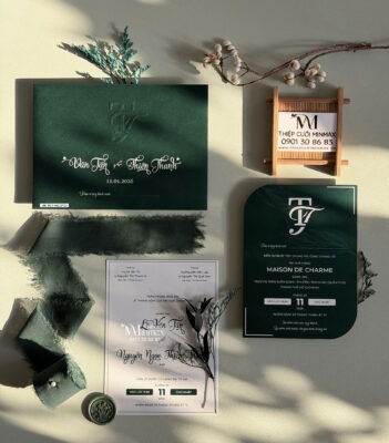 thiep-cuoi-minimalist-dep-re-xanh-la-thu-duc-minmax