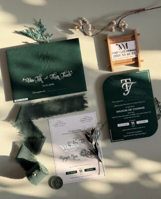 thiep-cuoi-minimalist-dep-re-xanh-la-thu-duc-minmax