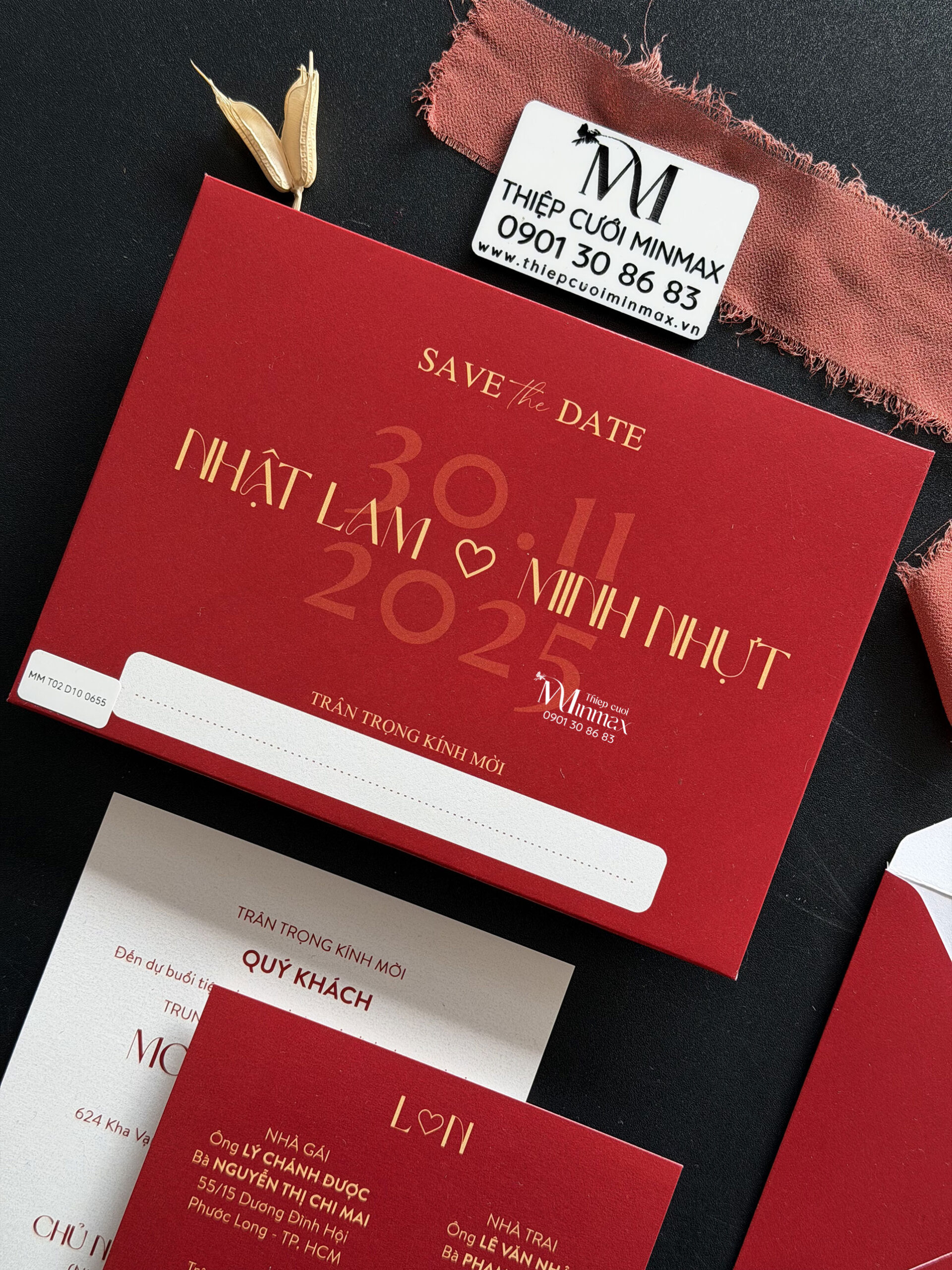 thiep-cuoi-minimalist-mau-do-dep-re-minmax thiep-cuoi-minimalist-mau-do-dep-re-minmax