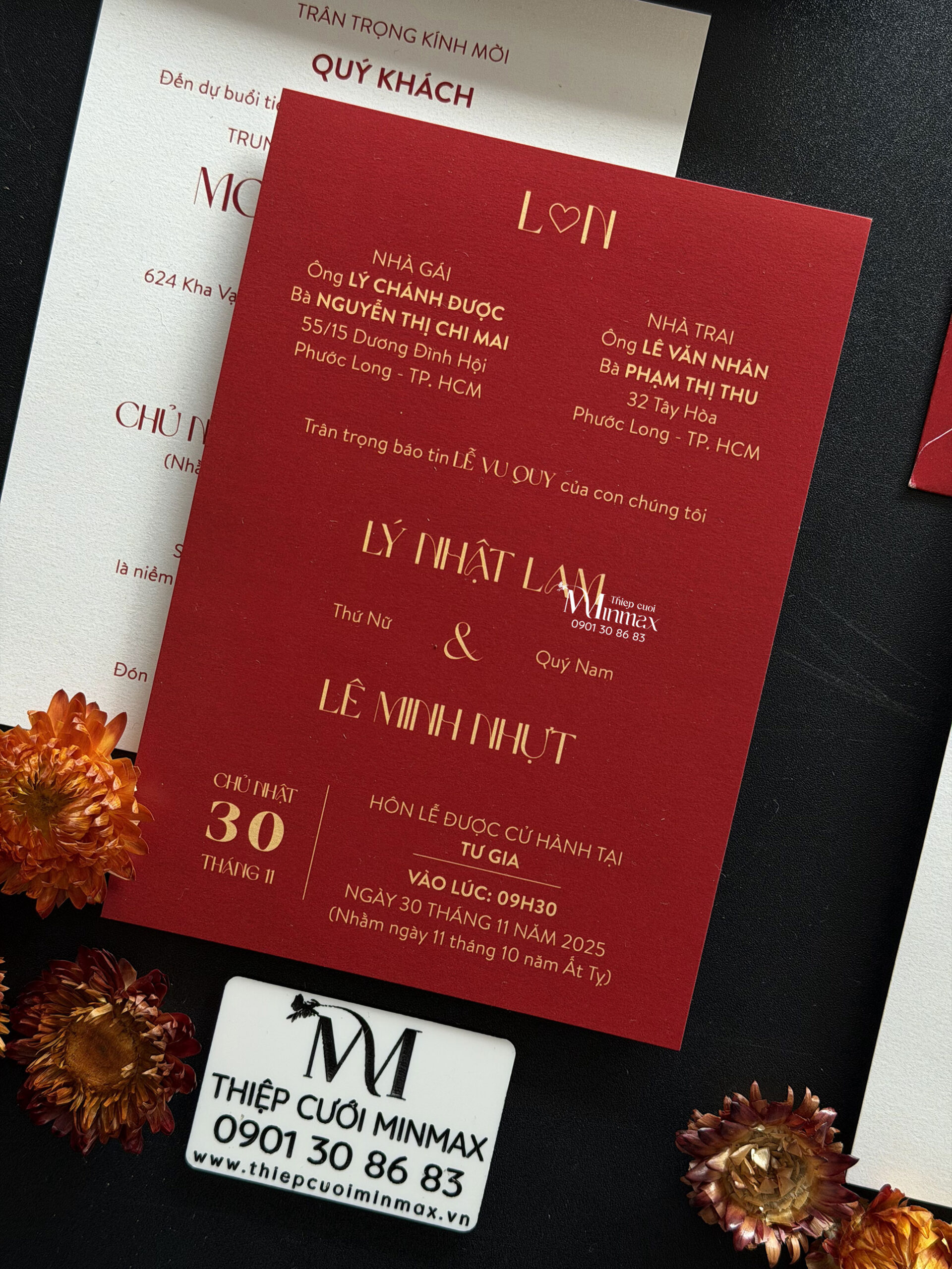 thiep-cuoi-minimalist-mau-do-dep-re-minmax thiep-cuoi-minimalist-mau-do-dep-re-minmax