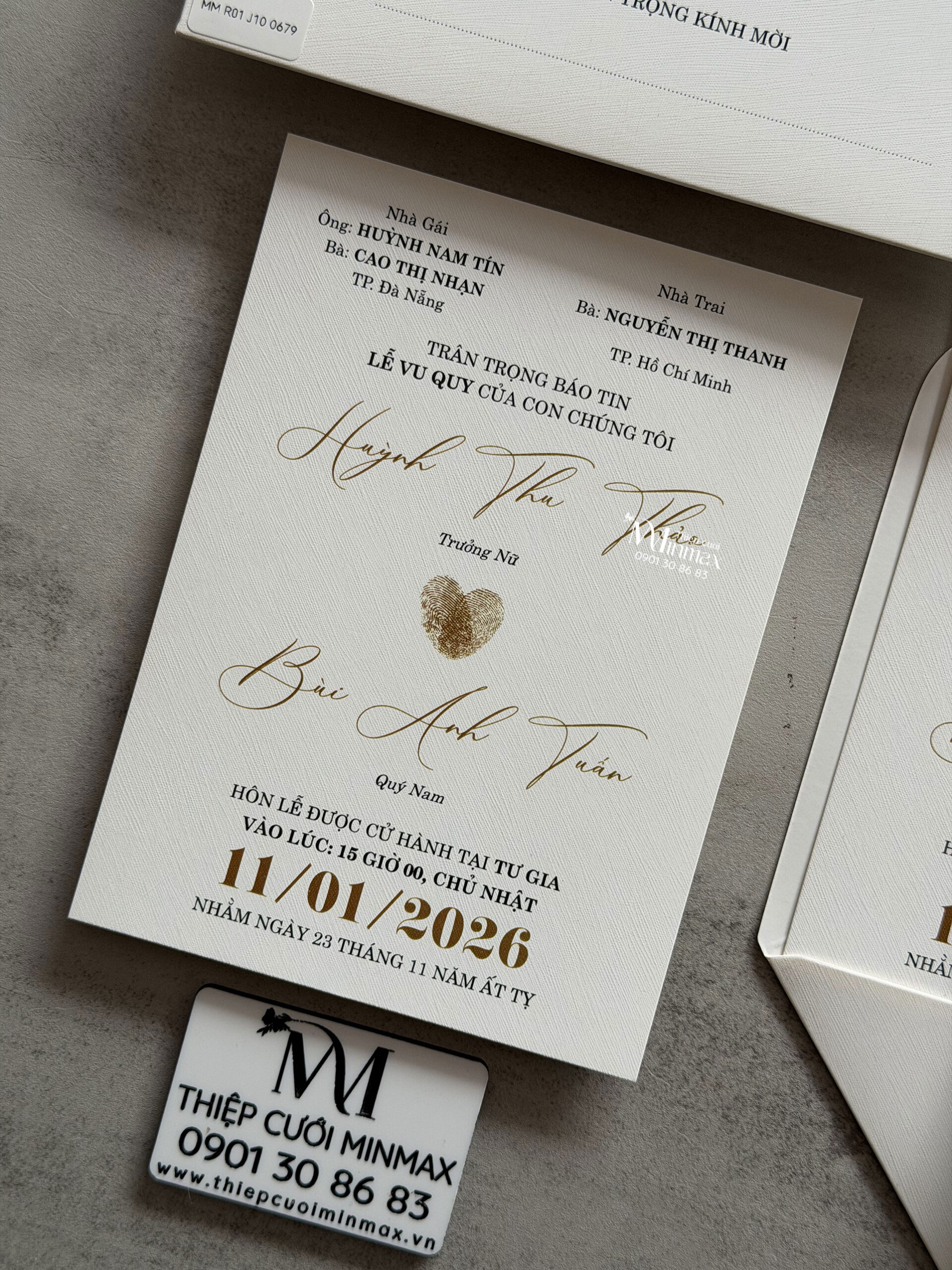 thiep-cuoi-minimalist-mau-trang-dep-re-minmax thiep-cuoi-minimalist-mau-trang-dep-re-minmax