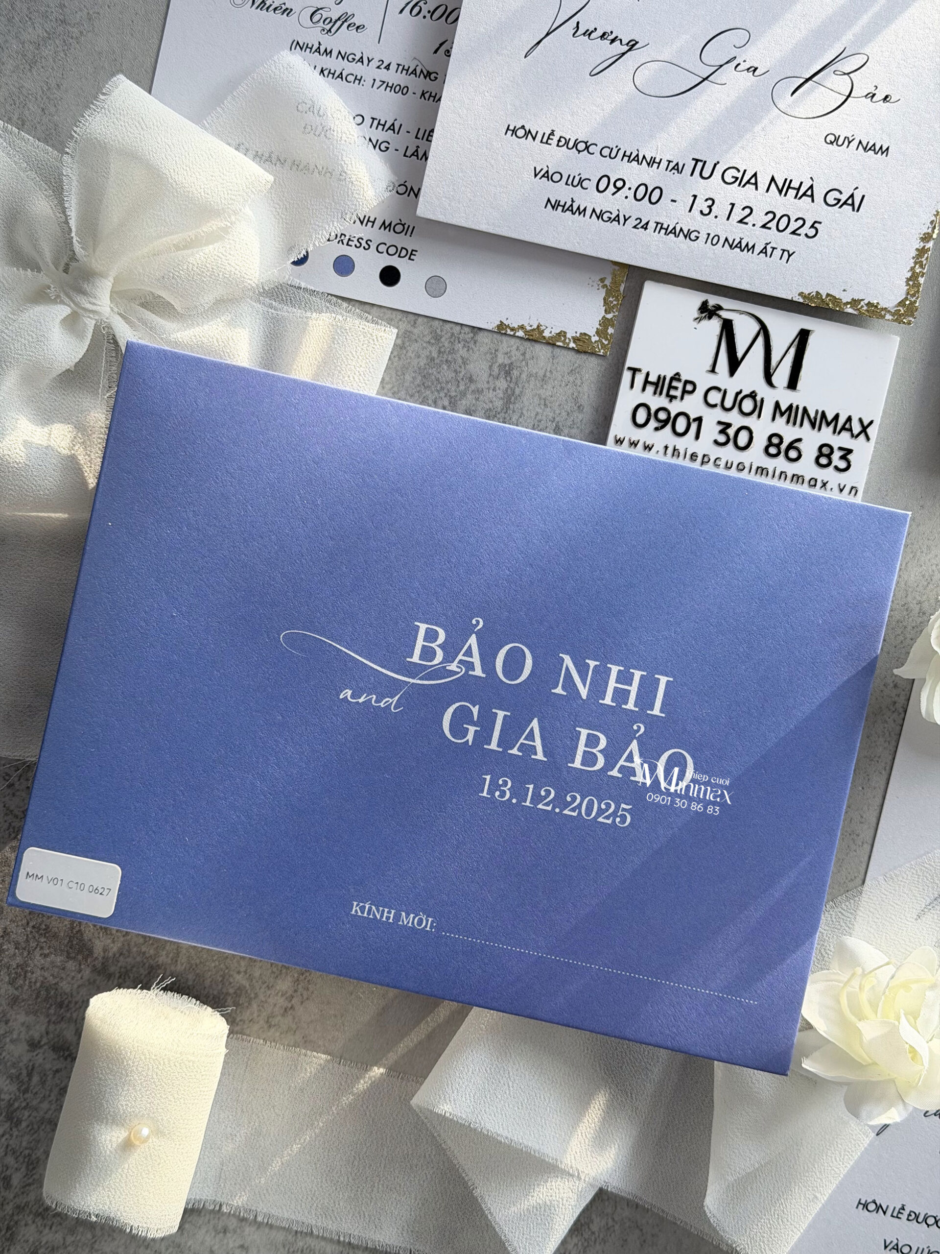 thiep-cuoi-minimalist-mau-xanh-bien-dep-gia-re-thu-duc thiep-cuoi-minimalist-mau-xanh-bien-dep-gia-re-thu-duc